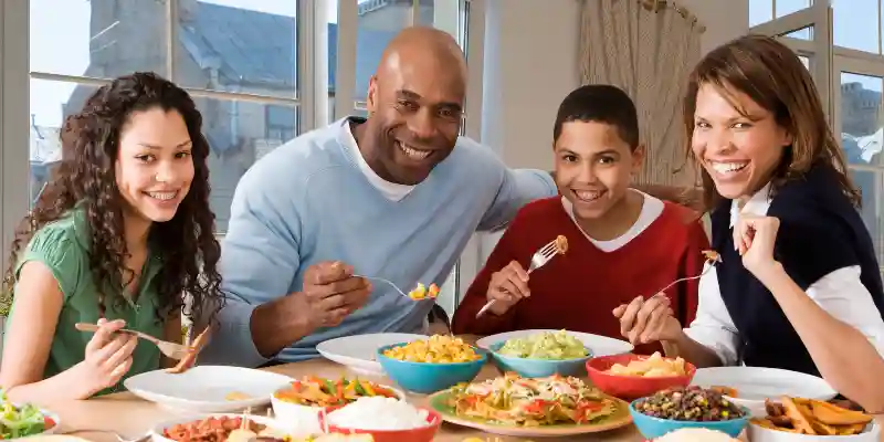The Benefits of Diet Routine for Skin, Family Eating food image